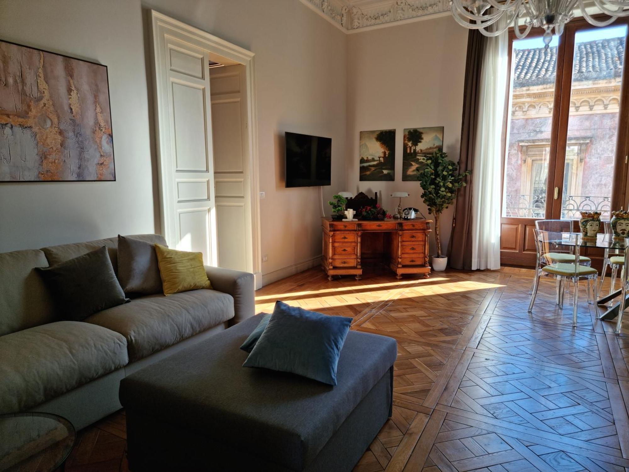 Luxury Historic Residence With Heated Pool Near Catania, Taormina, The Sea And Mount Etna جاري المظهر الخارجي الصورة
